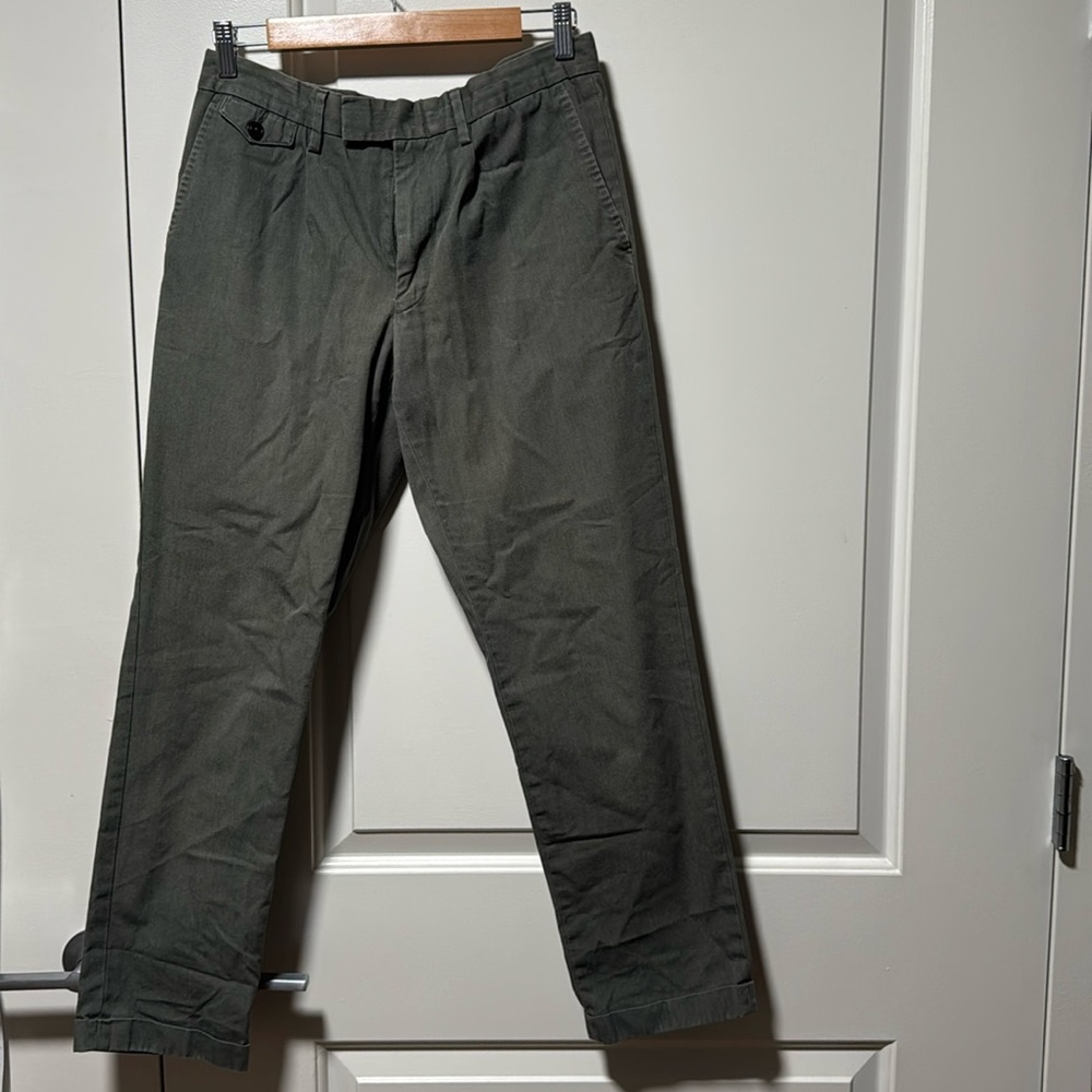 J Crew olive green flat front chinos size 30x30